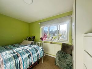 Master Bedroom - click for photo gallery